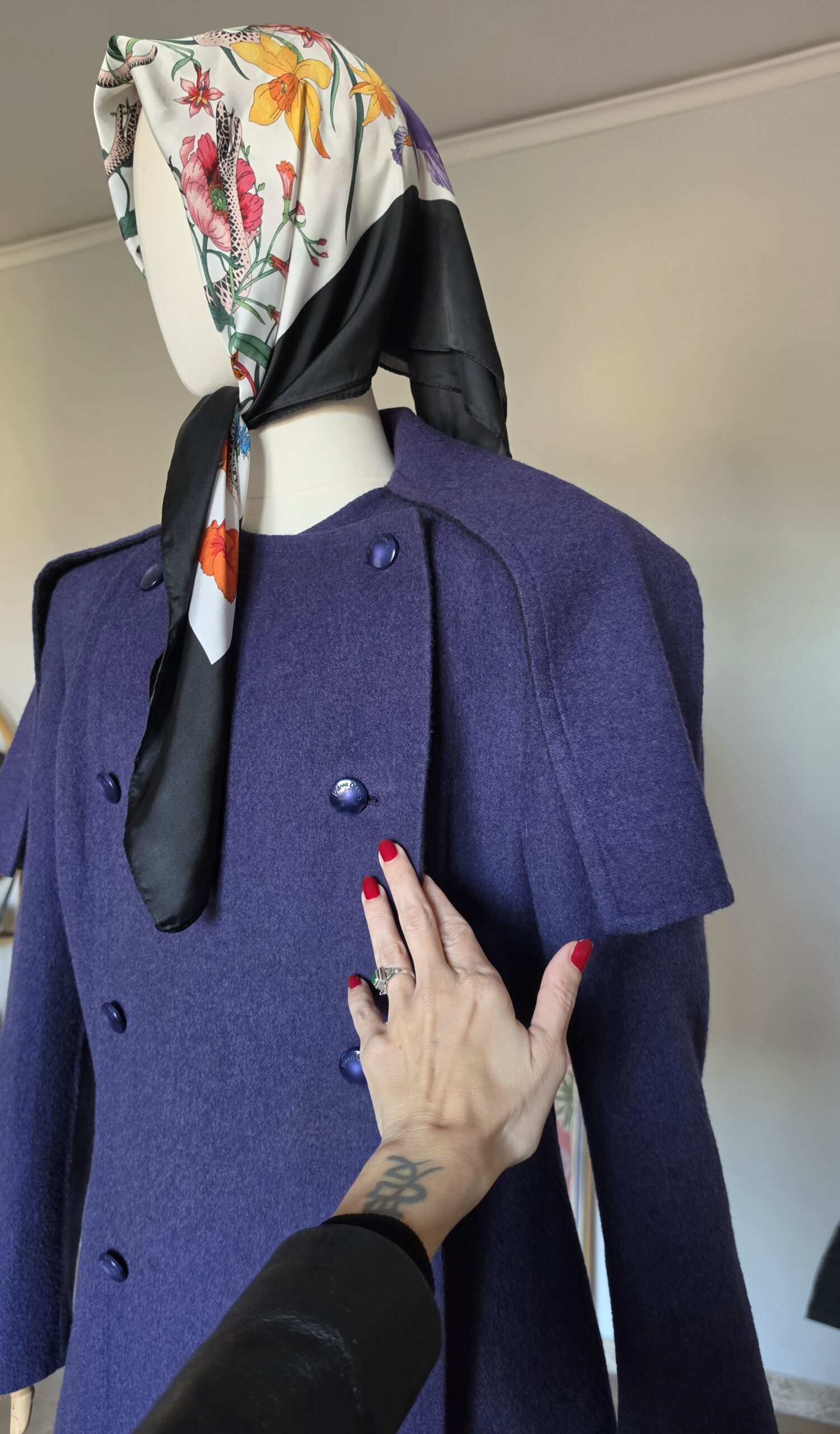 Giacca capospalla vintage anni 80 by Pierre Cardin Paris in Pura Lana viola/grigia - immagine 10